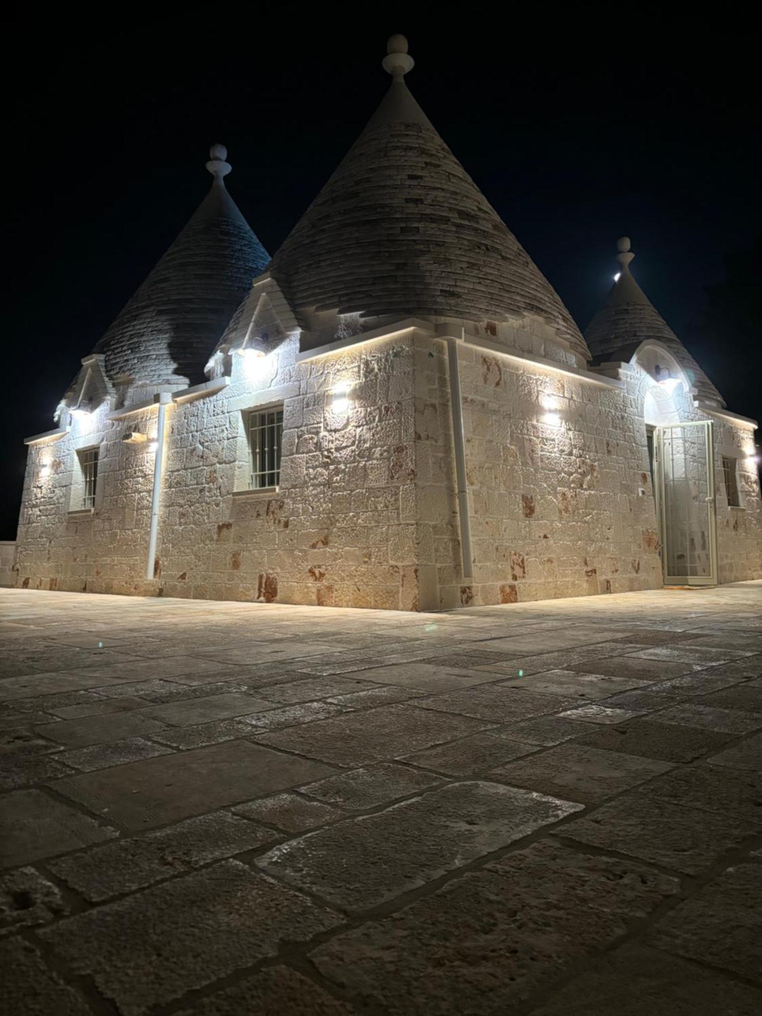 Trulli La Quercia Del Nonno Villa Locorotondo Bagian luar foto